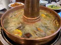 -岳记兴隆·青城腊排铜火锅(融创店)