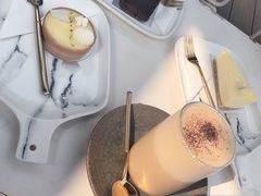 -UNI UNI(环亚凯瑟琳店)