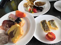 -蔚蓝阁餐厅·Brunch·牛排·威士忌·红酒