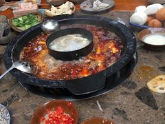 -厚山庭院重庆老火锅