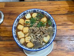 -叶新小吃店(来凤小区总店)