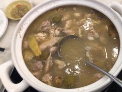 无花果浸鸡-大嫂镬仔·焖鸡煲·啫啫煲(逢源路店)