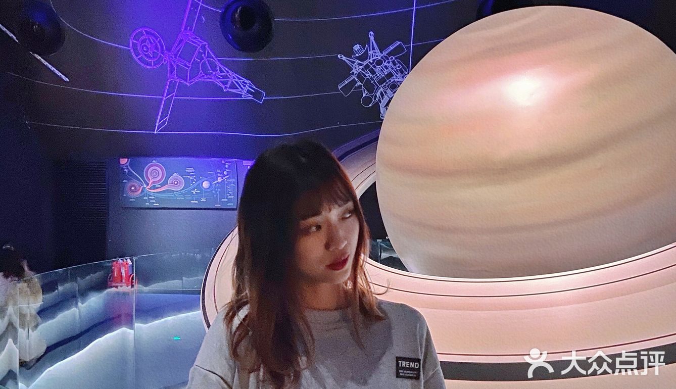 太梦幻太好看了吧！滨海出游bì逛～