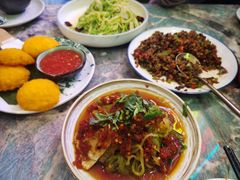 -浩海火燒雲傣家菜(芮欧百货店)