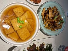-聚友斋(陶瓷琉璃馆水晶街店)
