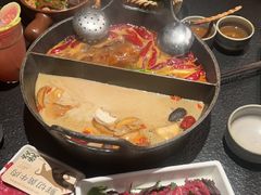 -大龙燚·旷野鲜火锅(广州首店)