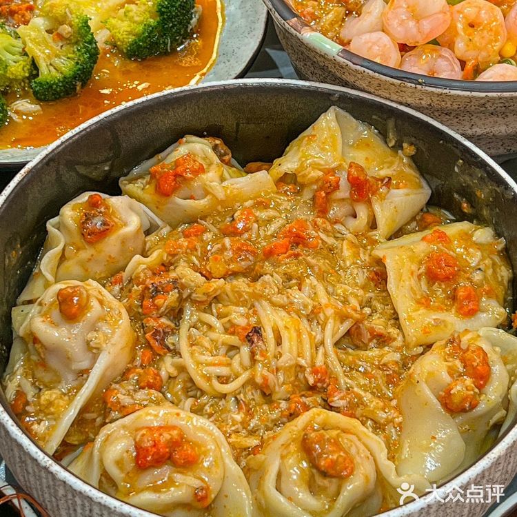 多少次来新街口就为这一口… 谁能拒绝蟹粉馄饨面！