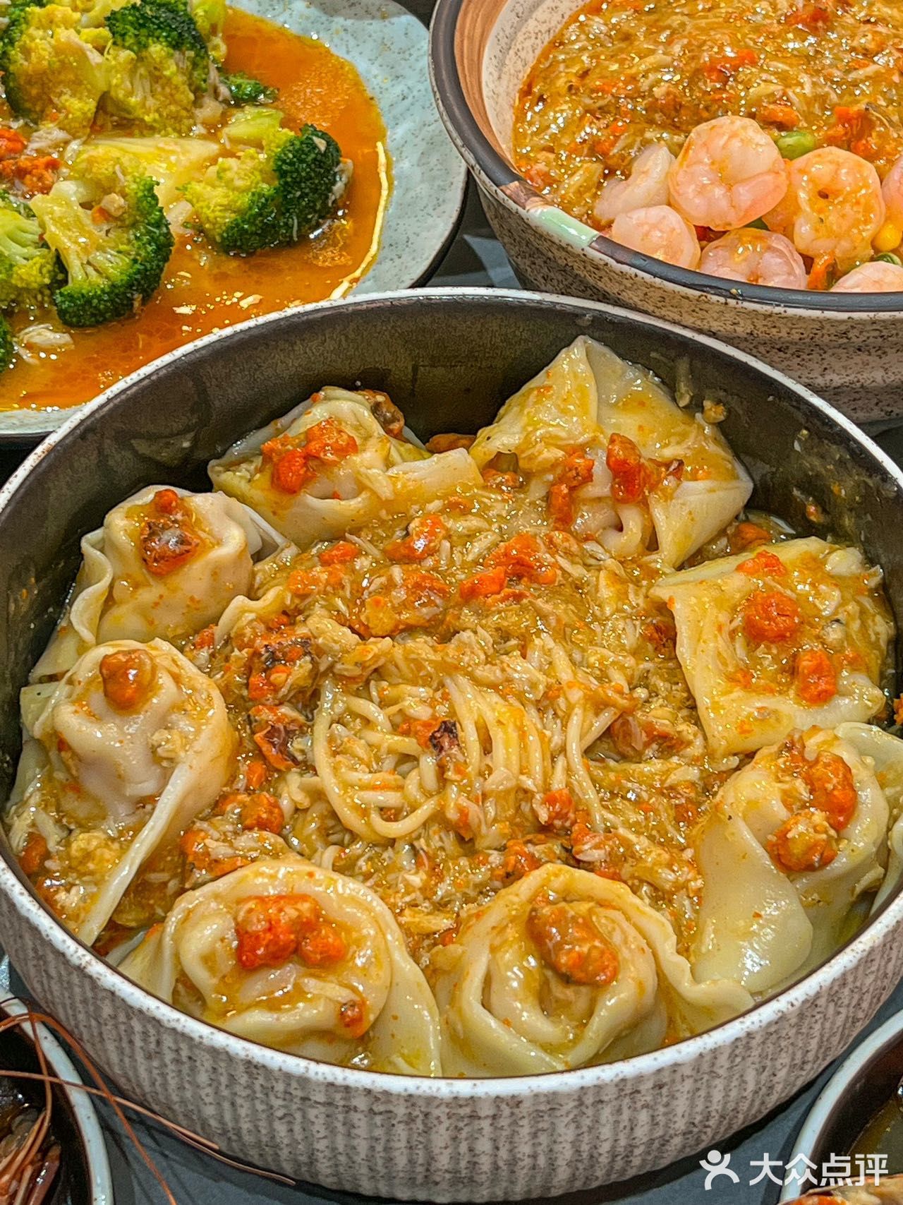 多少次来新街口就为这一口… 谁能拒绝蟹粉馄饨面！