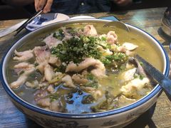 -阿洪锅贴王(小吃城店)