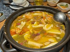 -一朵菌·野生菌探索家火锅(南亚店)