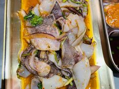 -围炉肉舍•炭烤活鳗•丹东海鲜烤肉(步行街店)