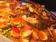 -鸣记脆皮烤鱼·海鲜烤鱼(三八广场店)