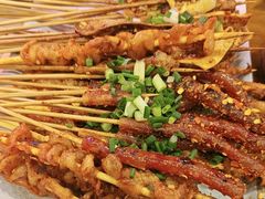 -范二妹独特烧烤夜宵城(宜宾总店)