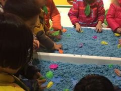 -彩色熊猫剧场