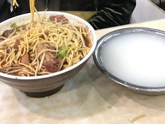 -汪胖子襄阳牛肉面(华丰路店)