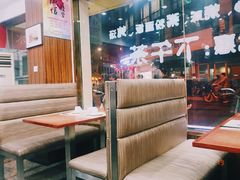 大堂-香港仔茶餐厅(凤阳店)