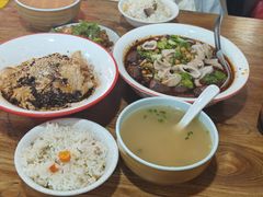 -朱大嘴肥肠血旺(福字街店)