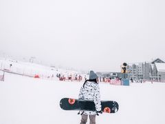 -鳌山滑雪度假区
