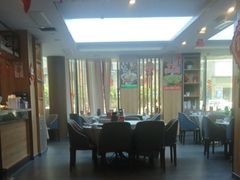 -有红鸡毛店·川菜(建设路店)