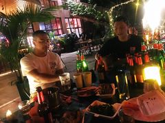 -拾光音乐餐酒吧(告庄星光夜市店)