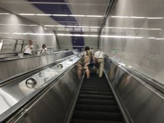 -红土地(地铁站)