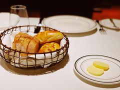 面包-Wolfgang’s Steakhouse 沃夫冈牛排馆(上海白玉兰广场店)