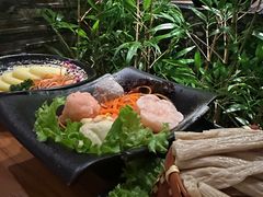 -湊湊火锅·茶憩(南京东路悦荟店)