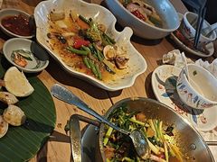 -大头虾越式风味餐厅(光明广场店)