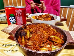 -内蒙焖面大盆骨餐馆(山大路店)