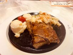 -豪客来牛排(中央花苑店)
