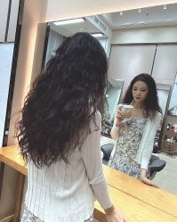 -HANI SALON