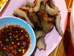 -席娜卡琳火车铁道夜市