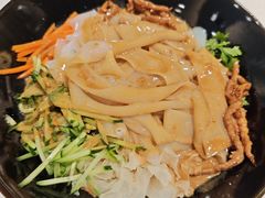 五彩大拉皮-大铁勺新津菜(东丽阳光新业广场店)