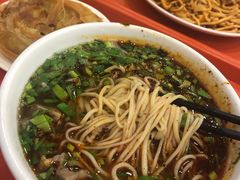 -牛一嘴·兰州牛肉面·大盘鸡(财富中心店)