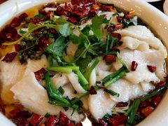 沸腾鱼-旭龙鱼头王(航华店)