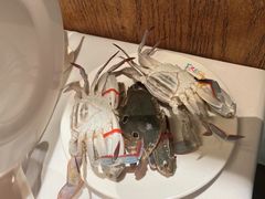 -领鲜活海鲜榴莲自助火锅(东门店)