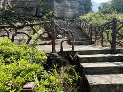 -梭布垭石林景区