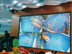 -Swim斯卫姆国际儿童游泳中心(红博中央公园店)