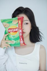 -至臻微拉婚纱摄影