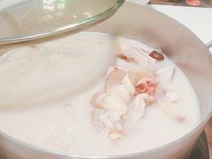-洪氏嗨捞·猪肚鸡火锅(阳光天地店)