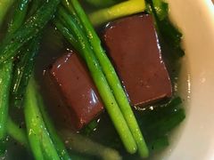 韭菜-华哥新鲜猪精品美食