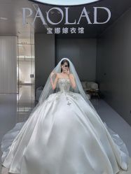 -南京宝娜嫁衣婚纱礼服馆(中央路店)