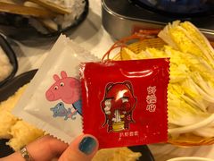 -鲜入围煮花胶鸡海鲜火锅