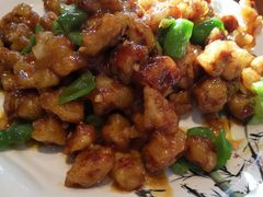-老码头黑皮肘子锅包肉熏酱水饺(文政街店)