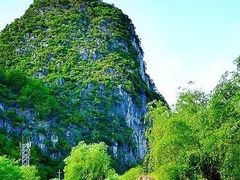 -高荡千年布依古寨旅游景区