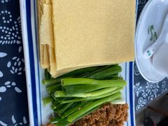 -八两八金·莱芜特色炒鸡(市南漳浦路店)
