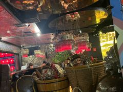 -吃饭皇帝大土家民族菜(正大广场店)