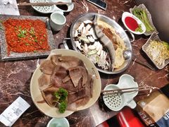 菌香鸳鸯锅-晓宇重庆火锅(赛格国际购物中心店)