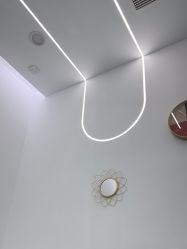 -苗医生专业祛痘·皮肤管理
