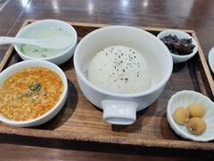 -蟹上黄·蟹黄面·江南糖水(人民广场店)